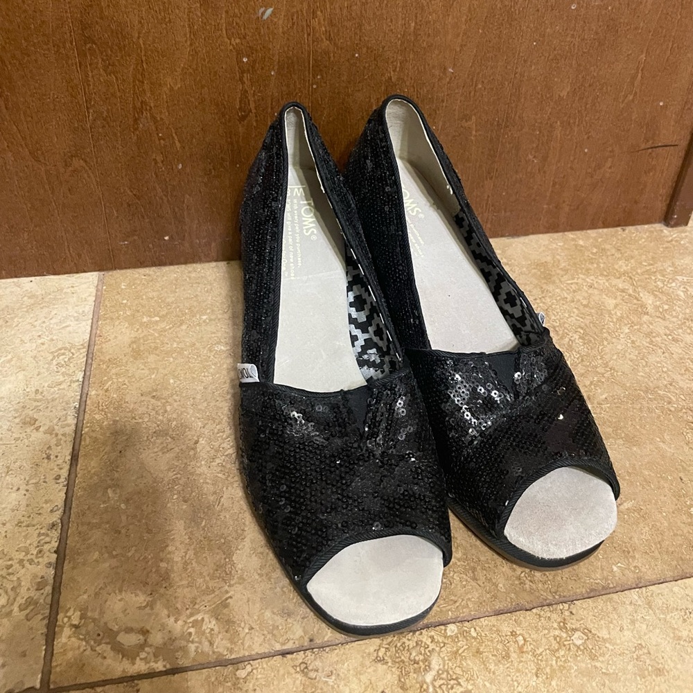 Tom’s Sequined Open Toe Wedge, Only Worn Once - image 2